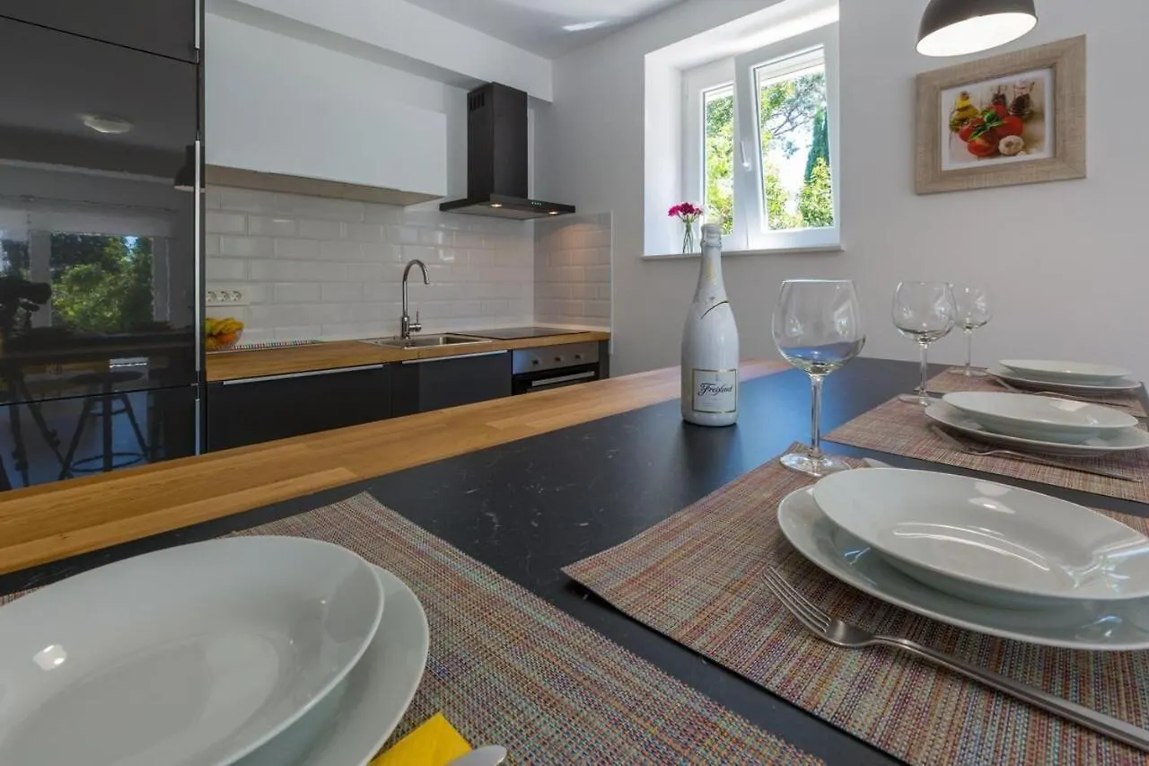 Villa Vai Dramalj 0*,  Croatia